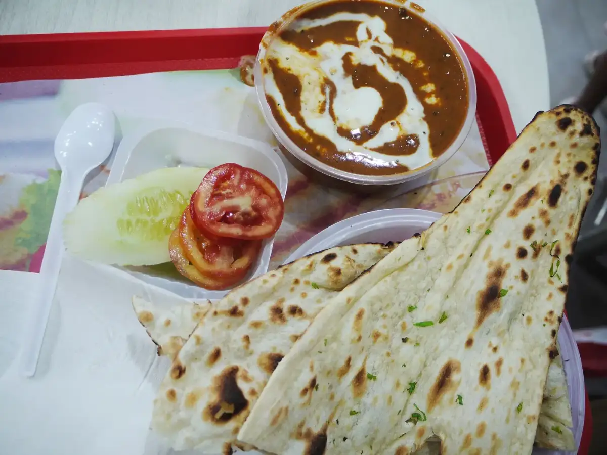Dal Makhani along with Naan (illustrative photo)